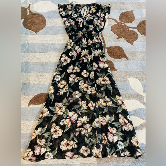 WHBM I White House Black Market Floral Chiffon Flutter Sleeves Maxi Dress - Picture 2 of 9